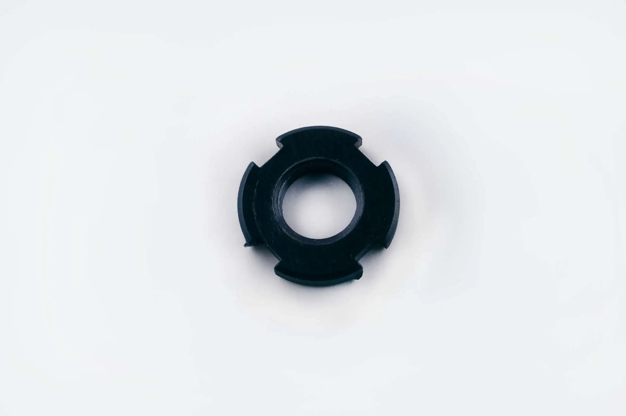 Гайка стопорная корзины сцепления Delta 125 (D=28mm, d=12.5mm) KOMATCU (mod.A)