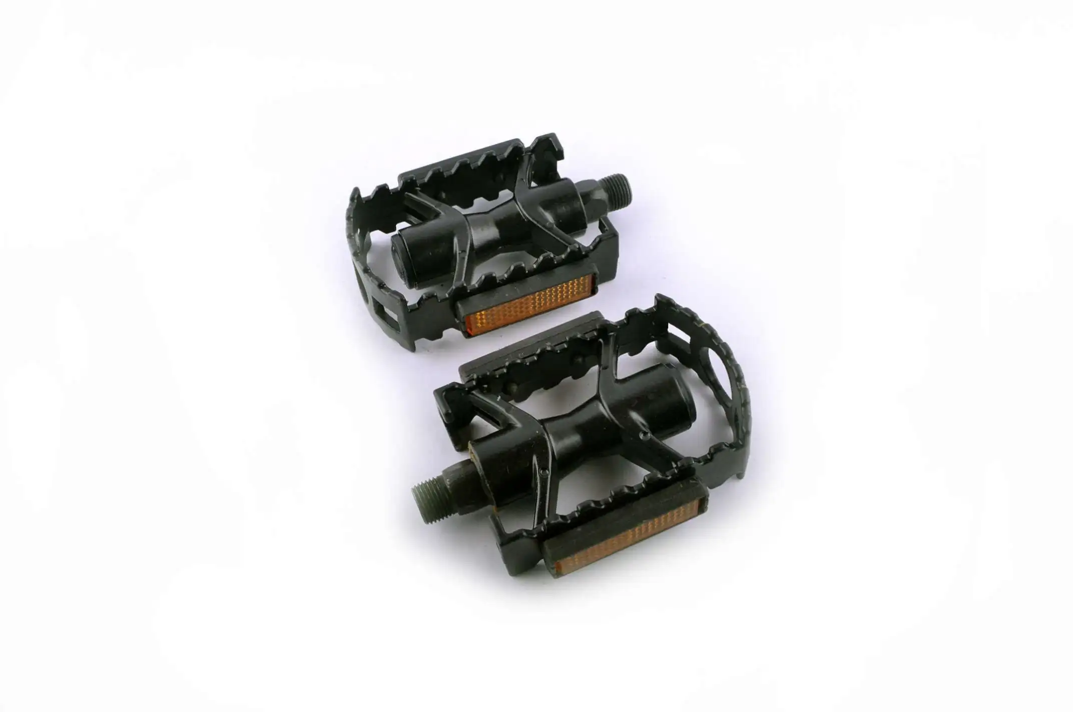 Педали велосипедные (с катафотами, металл, черные) YKX