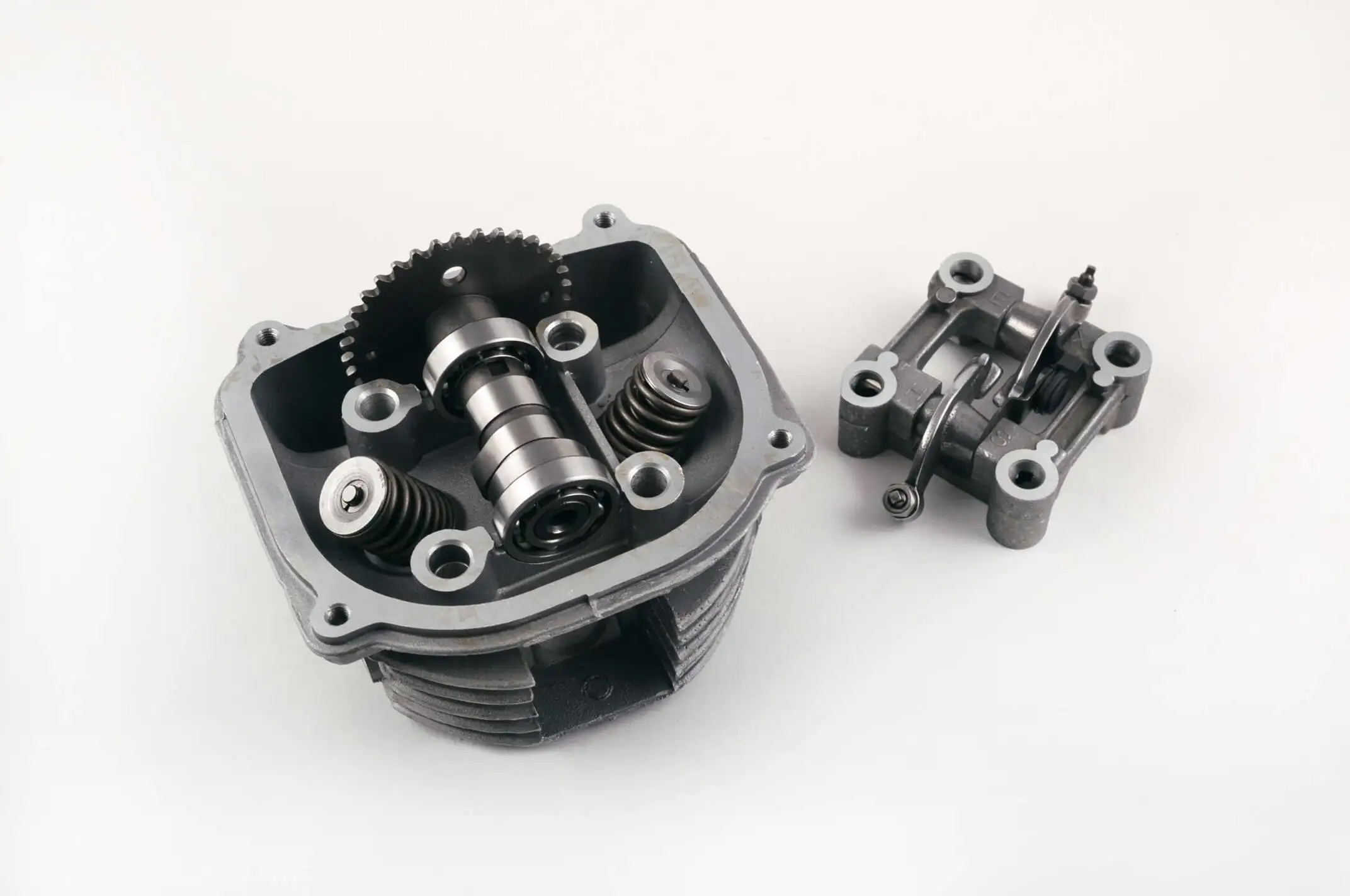 Головка цилиндра 4T GY6 150 (в сборе, без крышки) JH (mod:В)