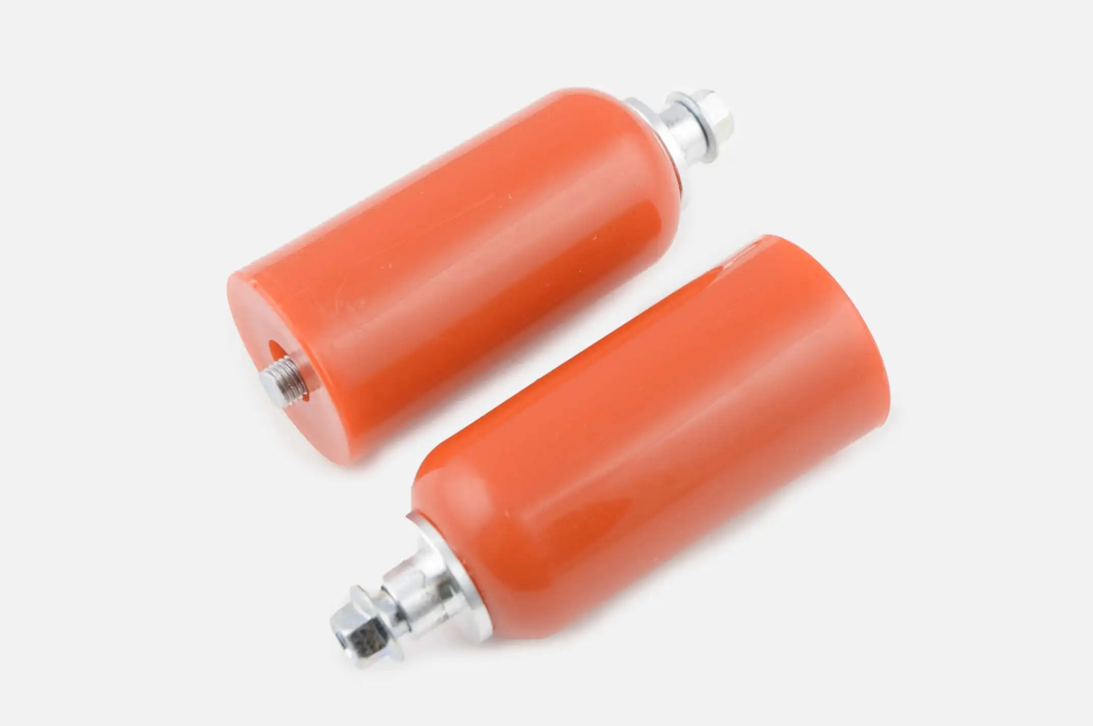 Отбойники универсальные (красные) KOMATCU