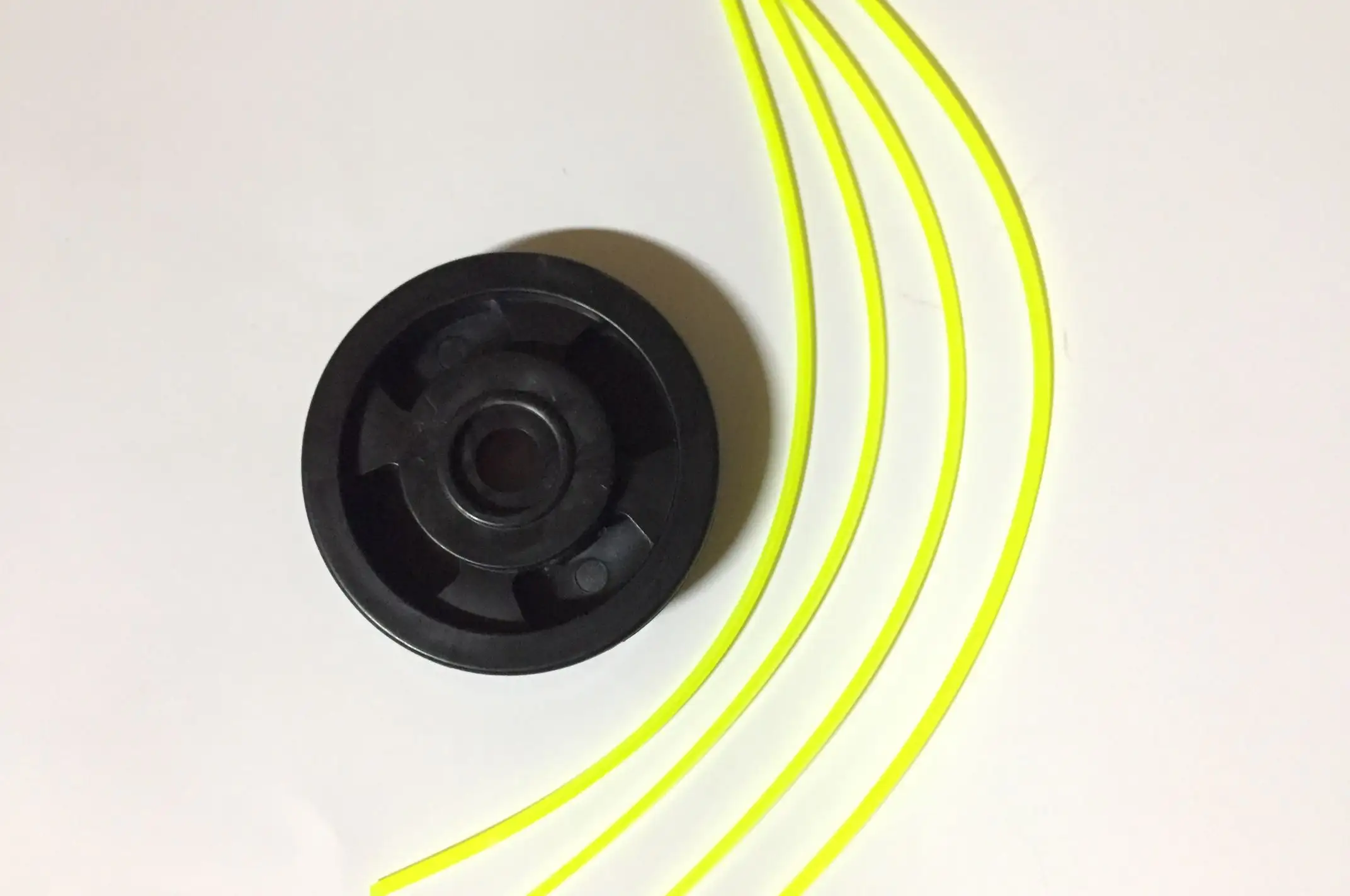 Шпулька косильная (паук) 4 выхода круглый SVET