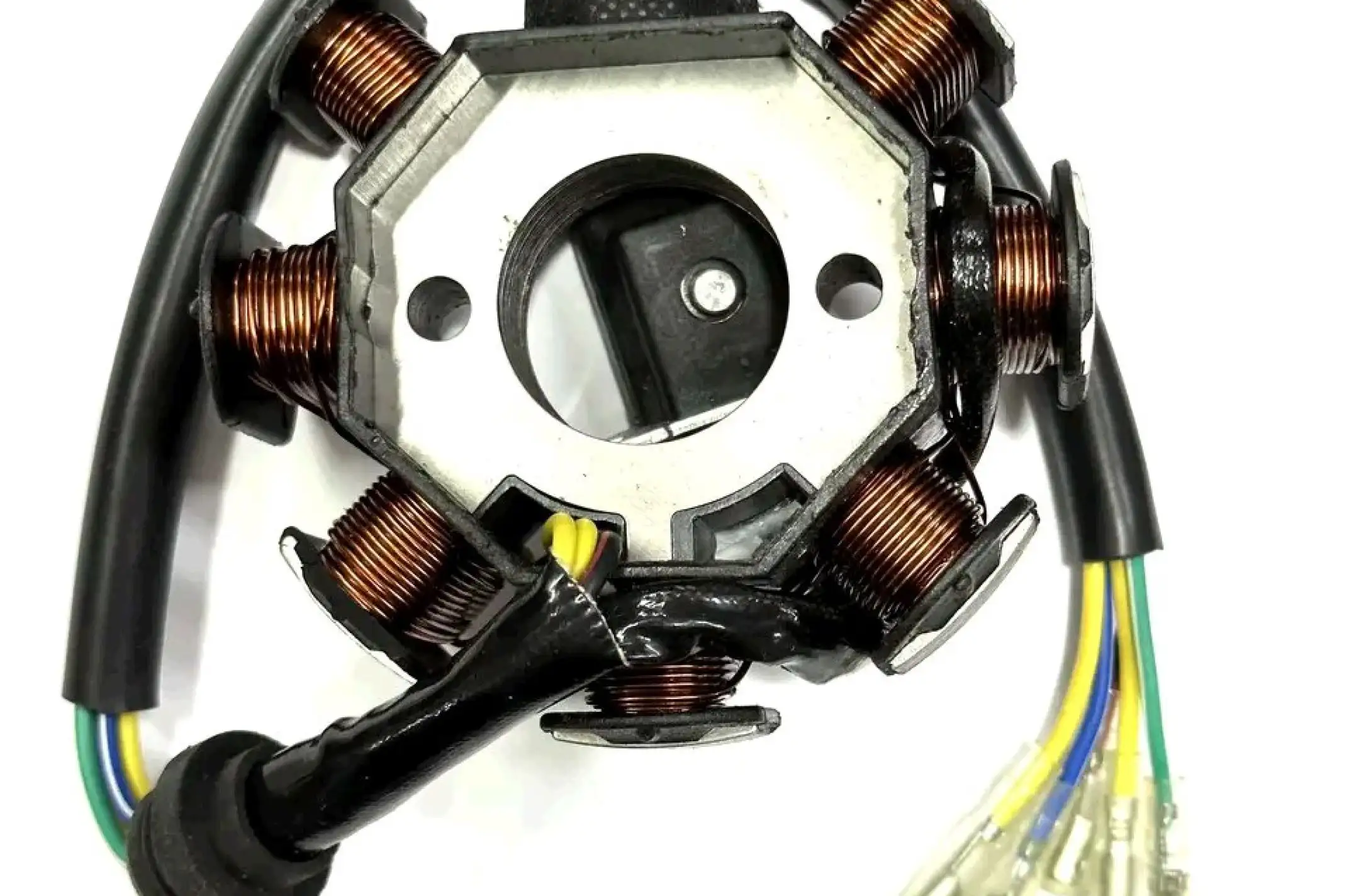 Статор генератора 4T CB/CG 150/200 (под 2 болта) STAR