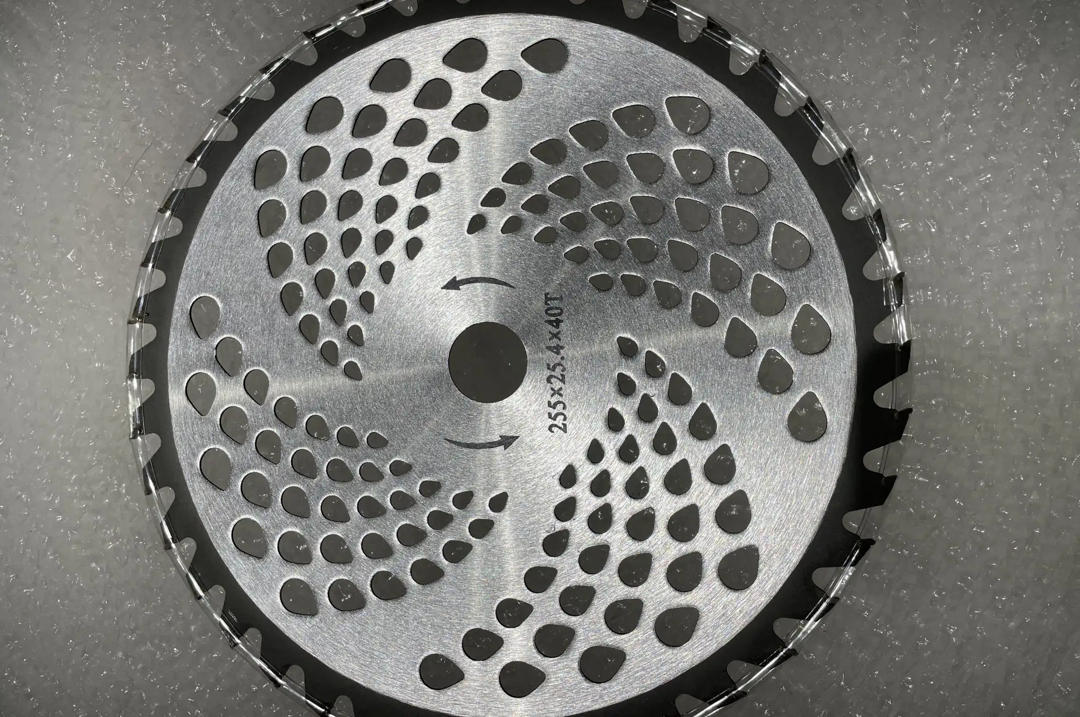 Нож мотокосы 40T (Ø255/25.4 mm) (победитовые зубья) MECH