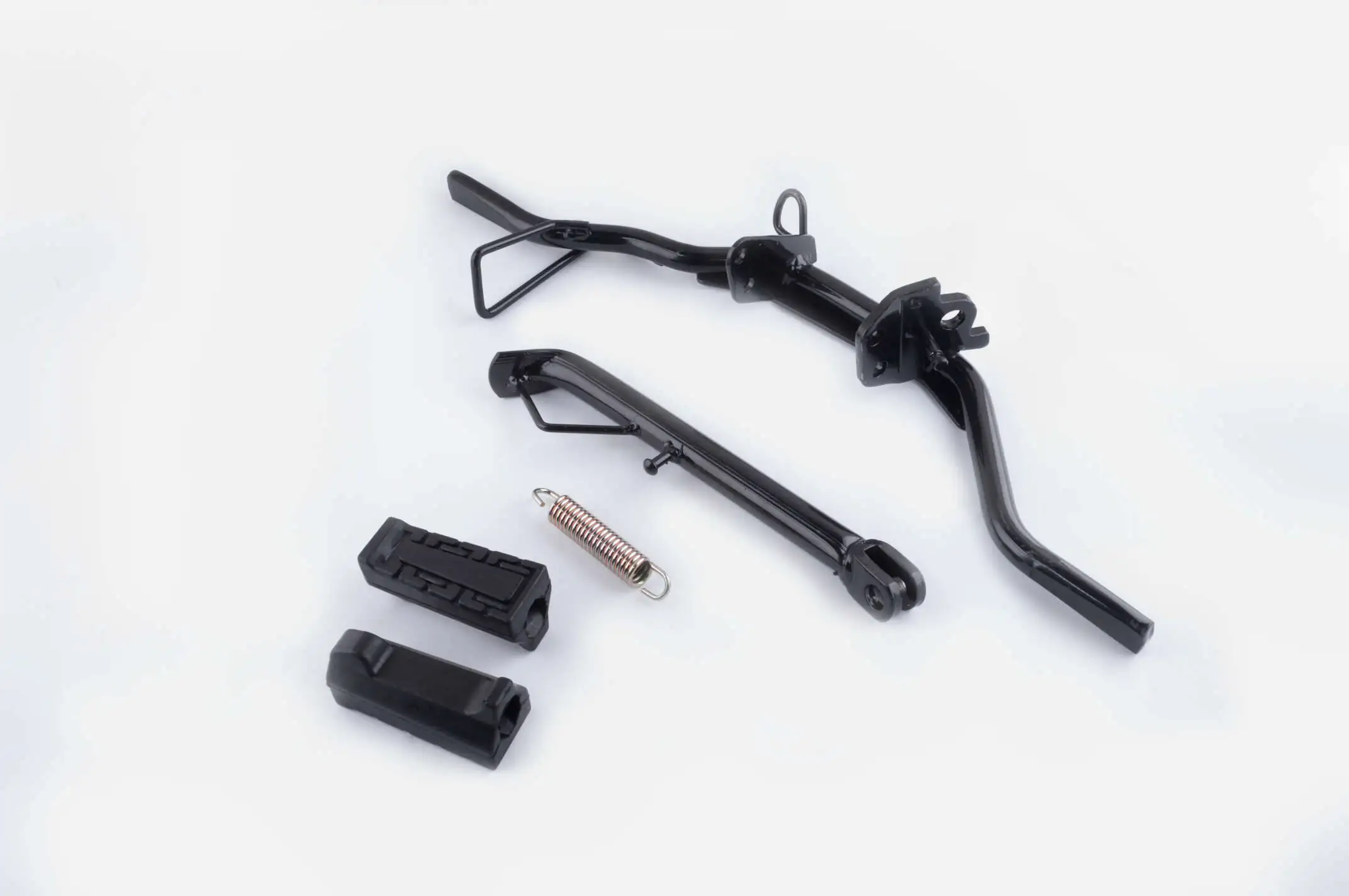 Подножки водителя Yamaha YBR125 (в сборе) KOMATCU