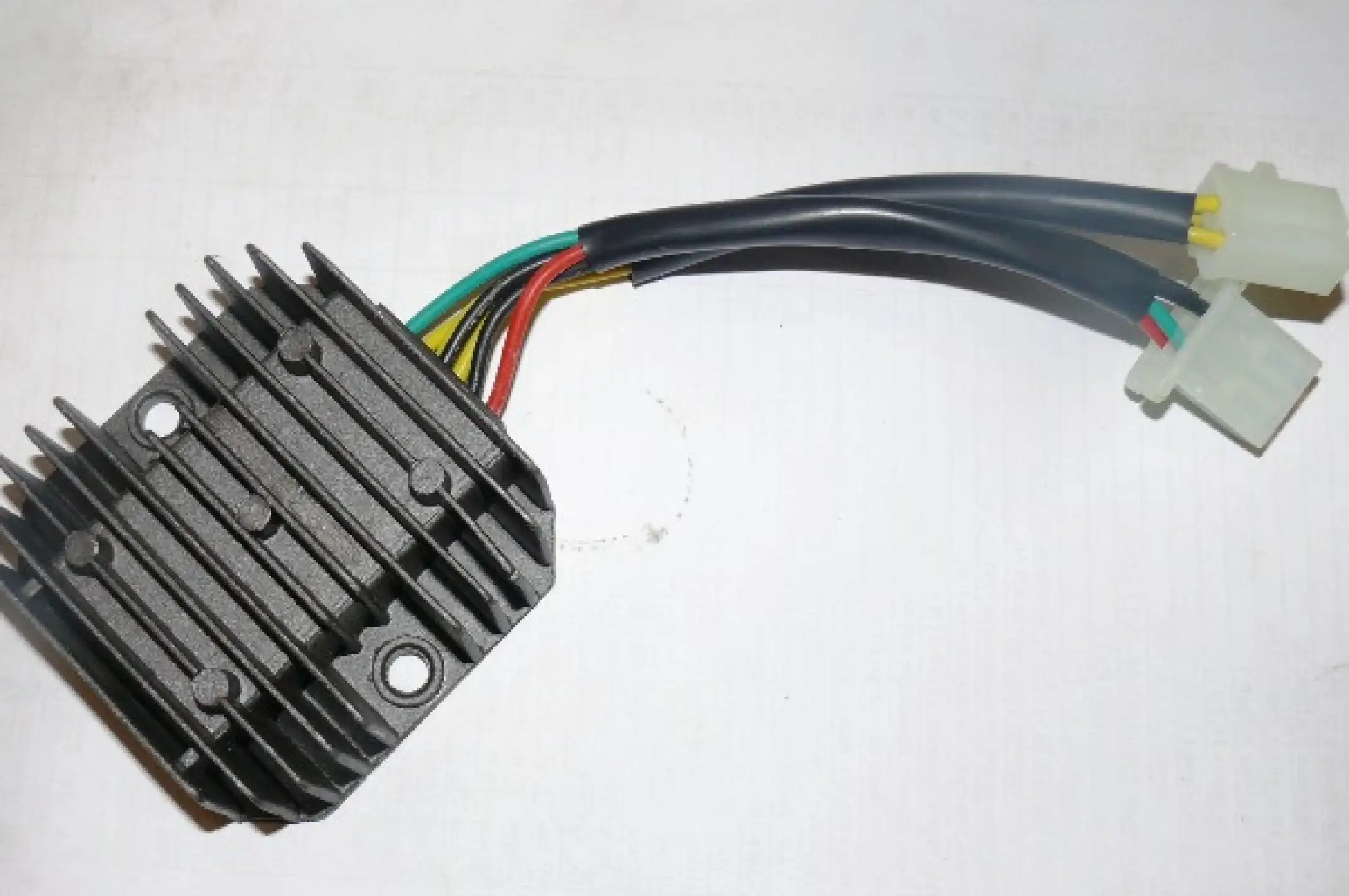 Реле зарядки 4T GY6 125/150 (6 проводов) OLN