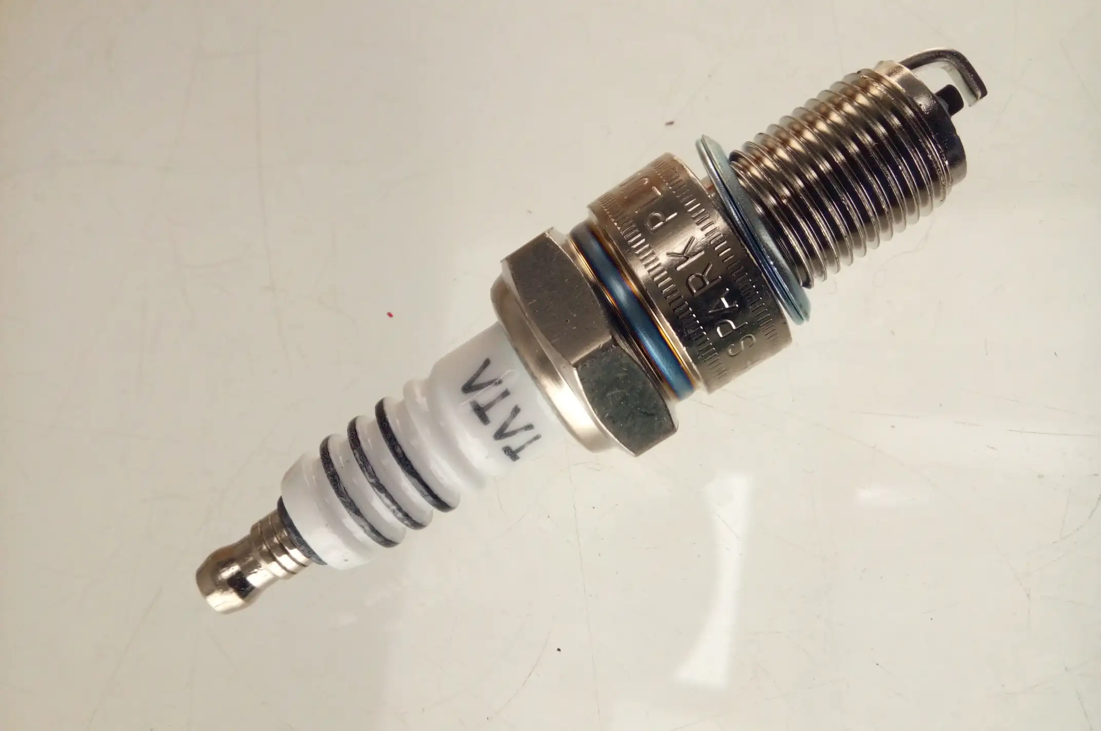 Свеча авто BP6ES M14*1,25 19,0mm (под ключ 21) AMG