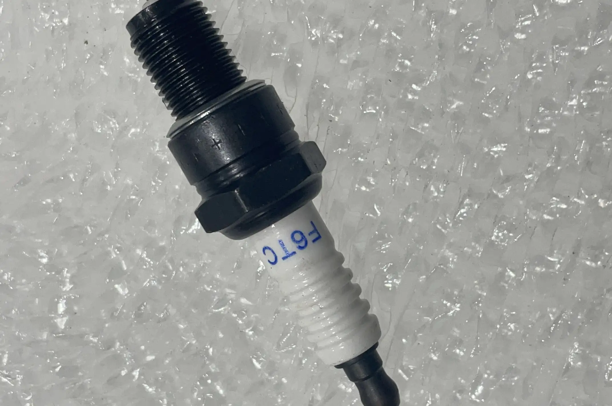 Свеча авто F6TS M14*1,25 19,0mm (под ключ 20) (LG) AMG