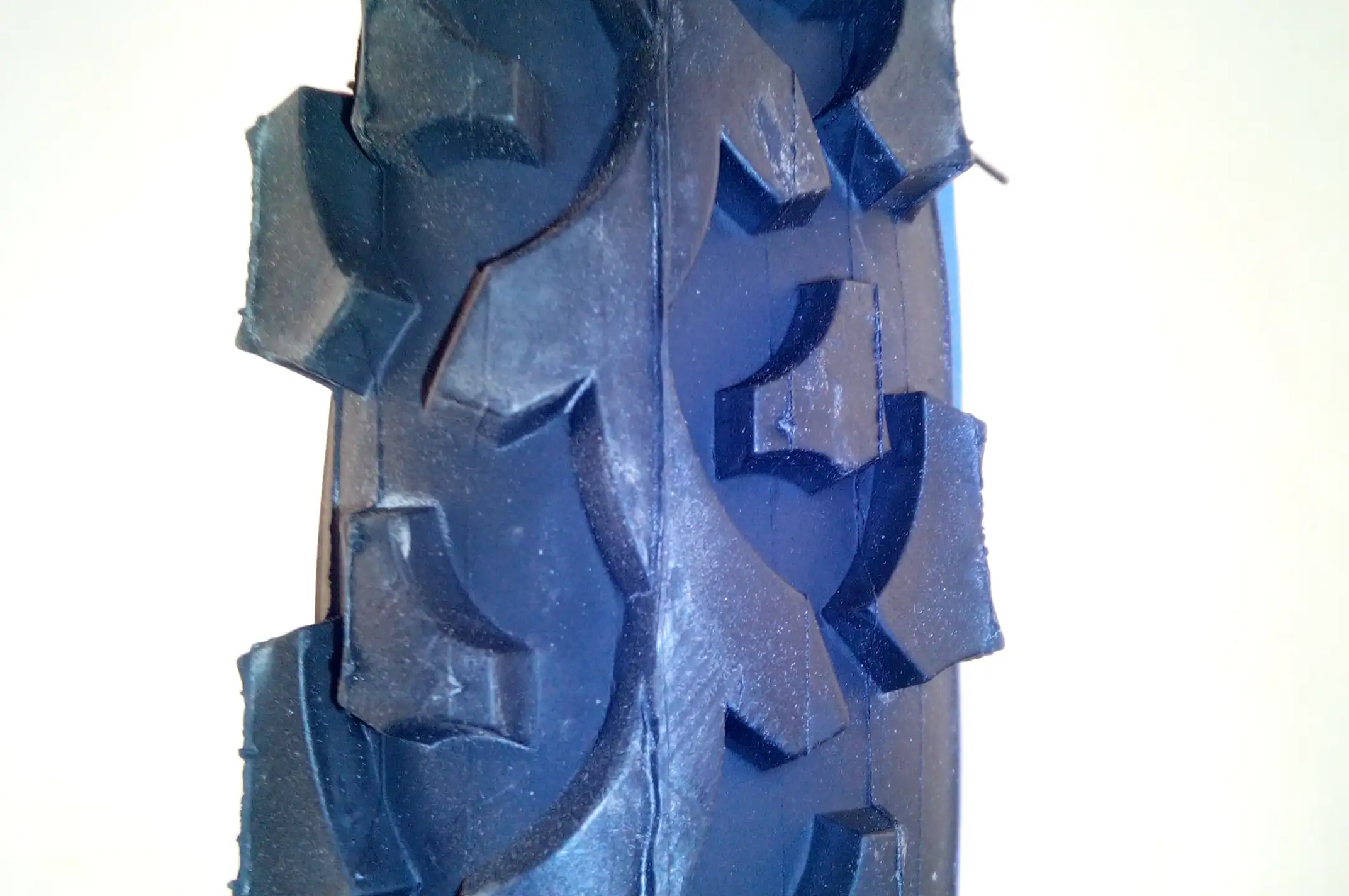 Велосипедная шина 14 * 1,75 (47-254) (S-186 Blue line) (Delitire) LTK