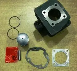 Поршневая (ЦПГ) Suzuki AD 50 (Ø41, p-10) VDK