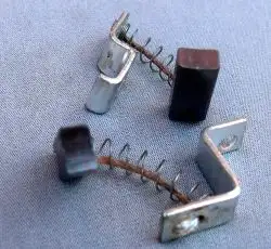 Щетки генератора (пара) МТ, ДНЕПР, УРАЛ 12V VDK