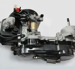 Двигатель 4T GY6 80cc (139QMB, короткий) (10 колесо).